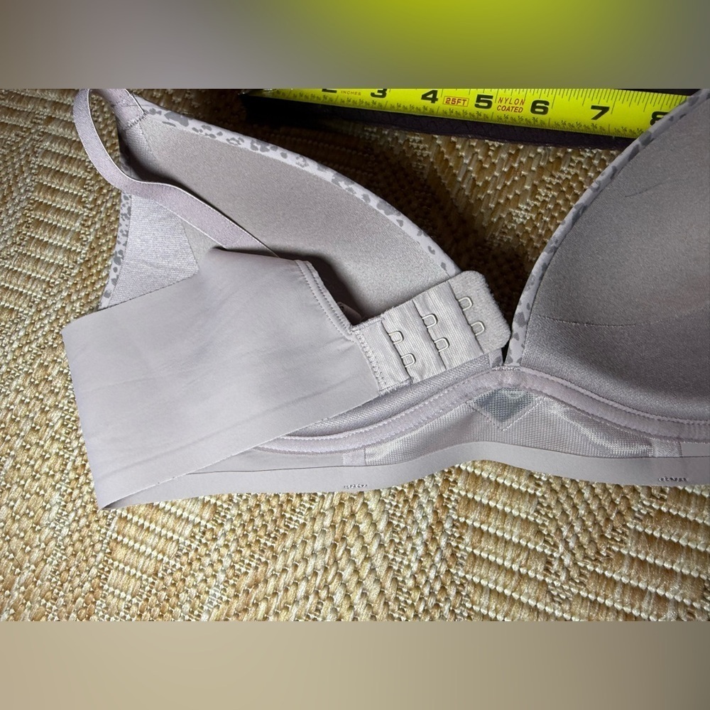 3 Bra Bundle SKIMS,Maidenform,Anne Klein,Size 34D,Mixed Reseller Wholesale Lot - Picture 8 of 12